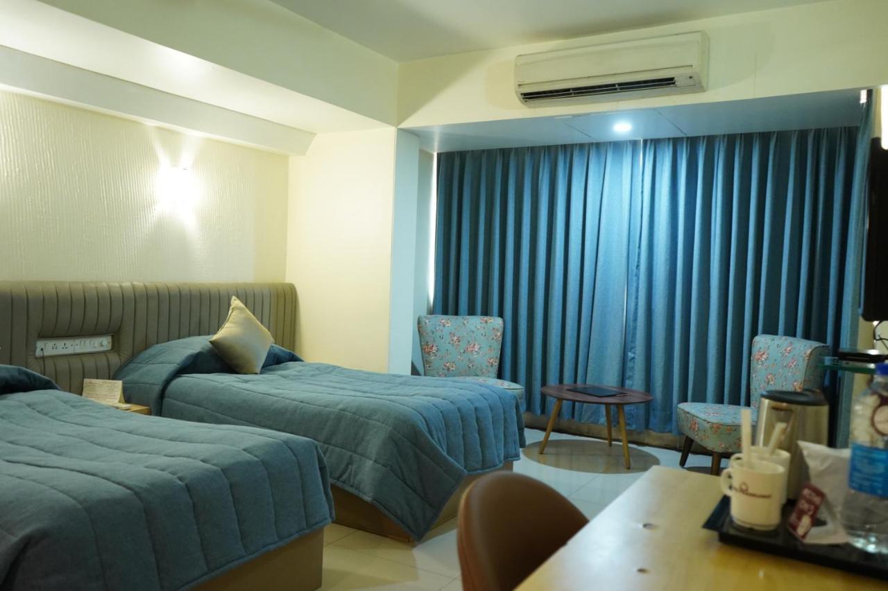Hotel Diplomat, Colaba Mumbai Kültér fotó