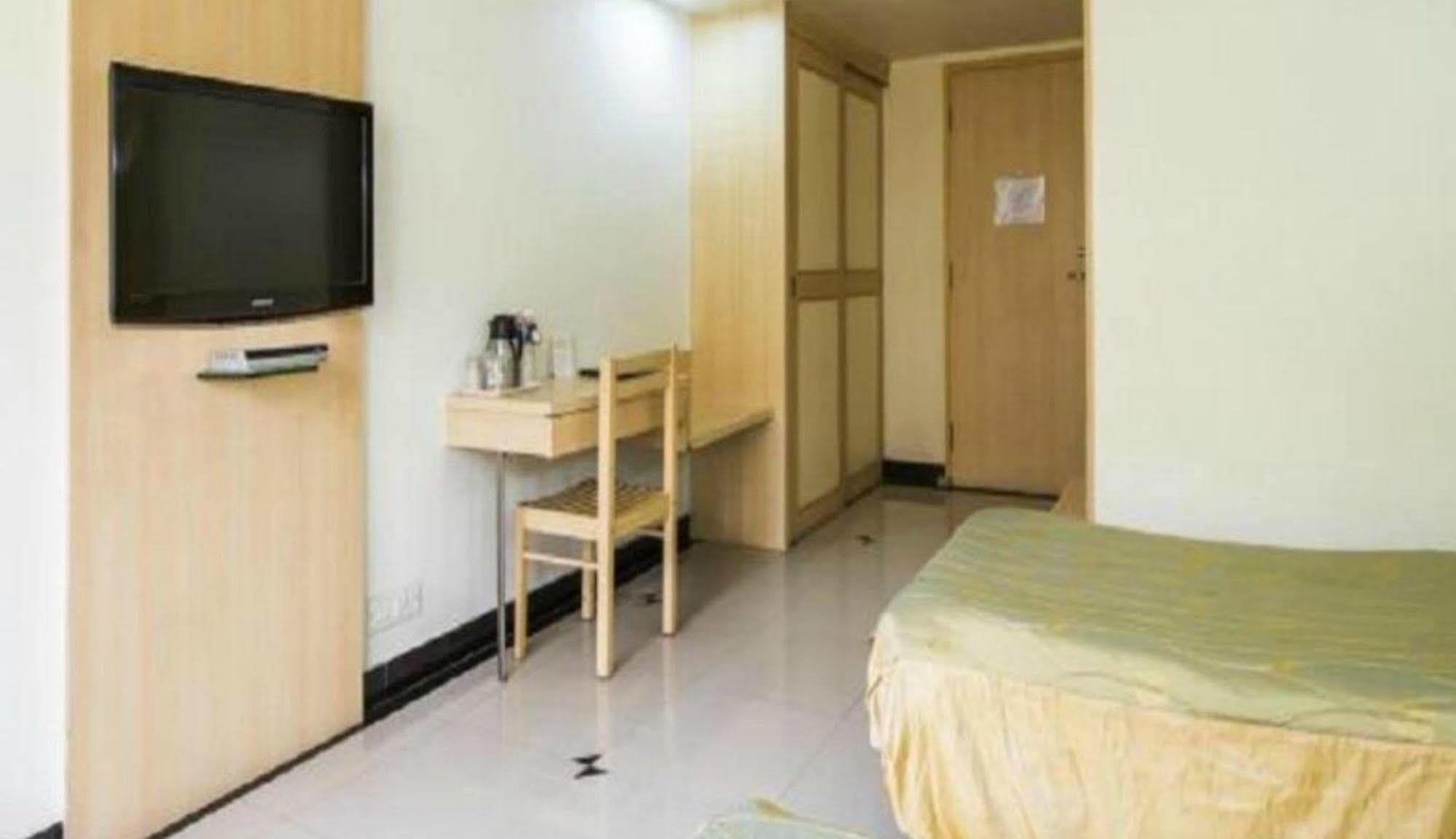 Hotel Diplomat, Colaba Mumbai Kültér fotó