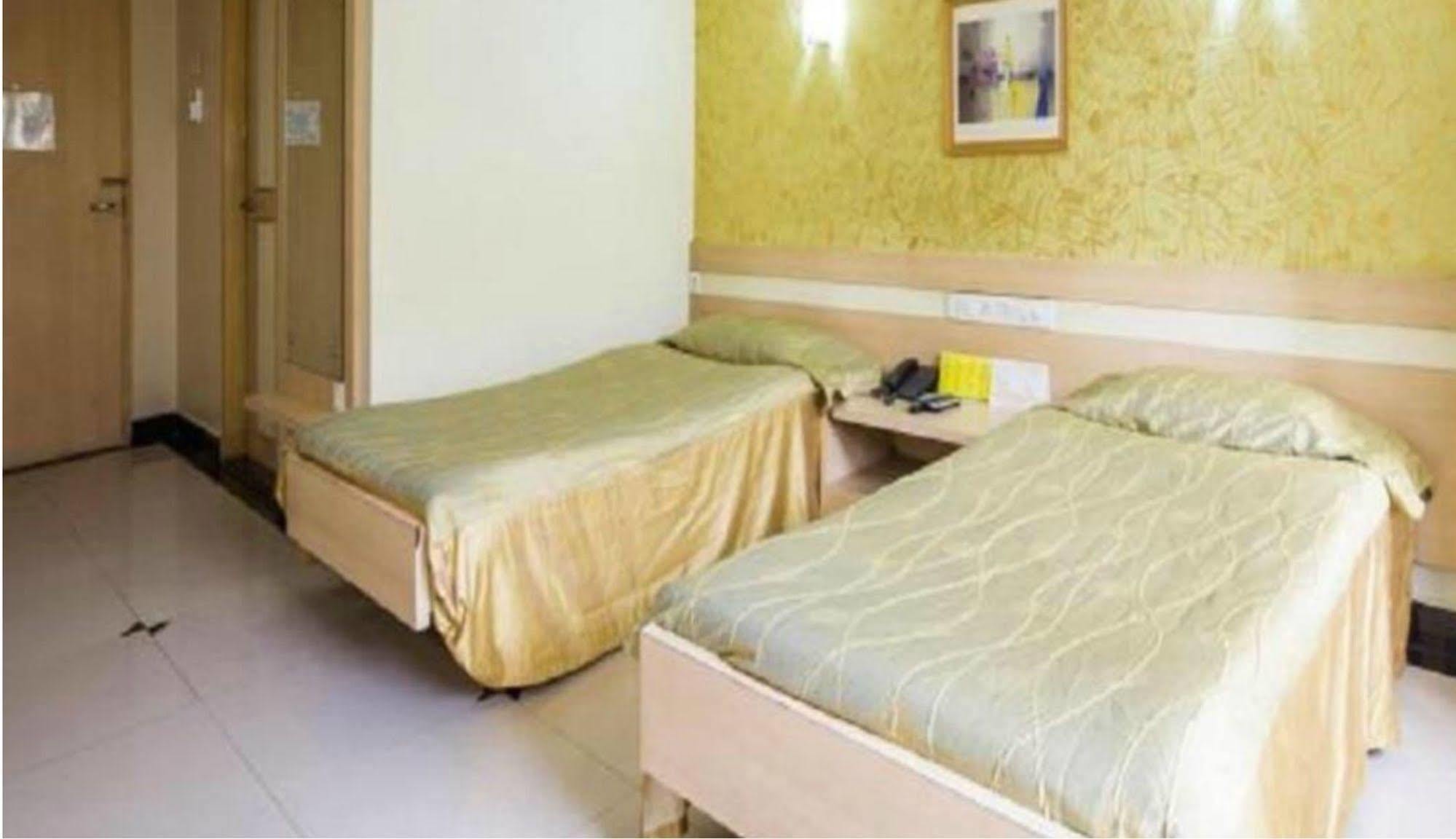 Hotel Diplomat, Colaba Mumbai Kültér fotó